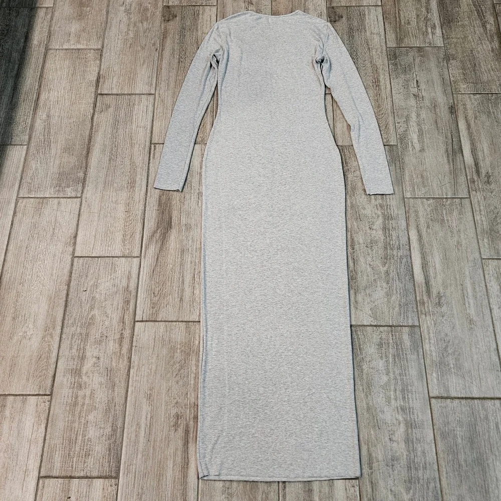 Bumpsuit Long Sleeve Maxi Dress Size M Grey Ribbed‎ Bodycon Stretch Maternity